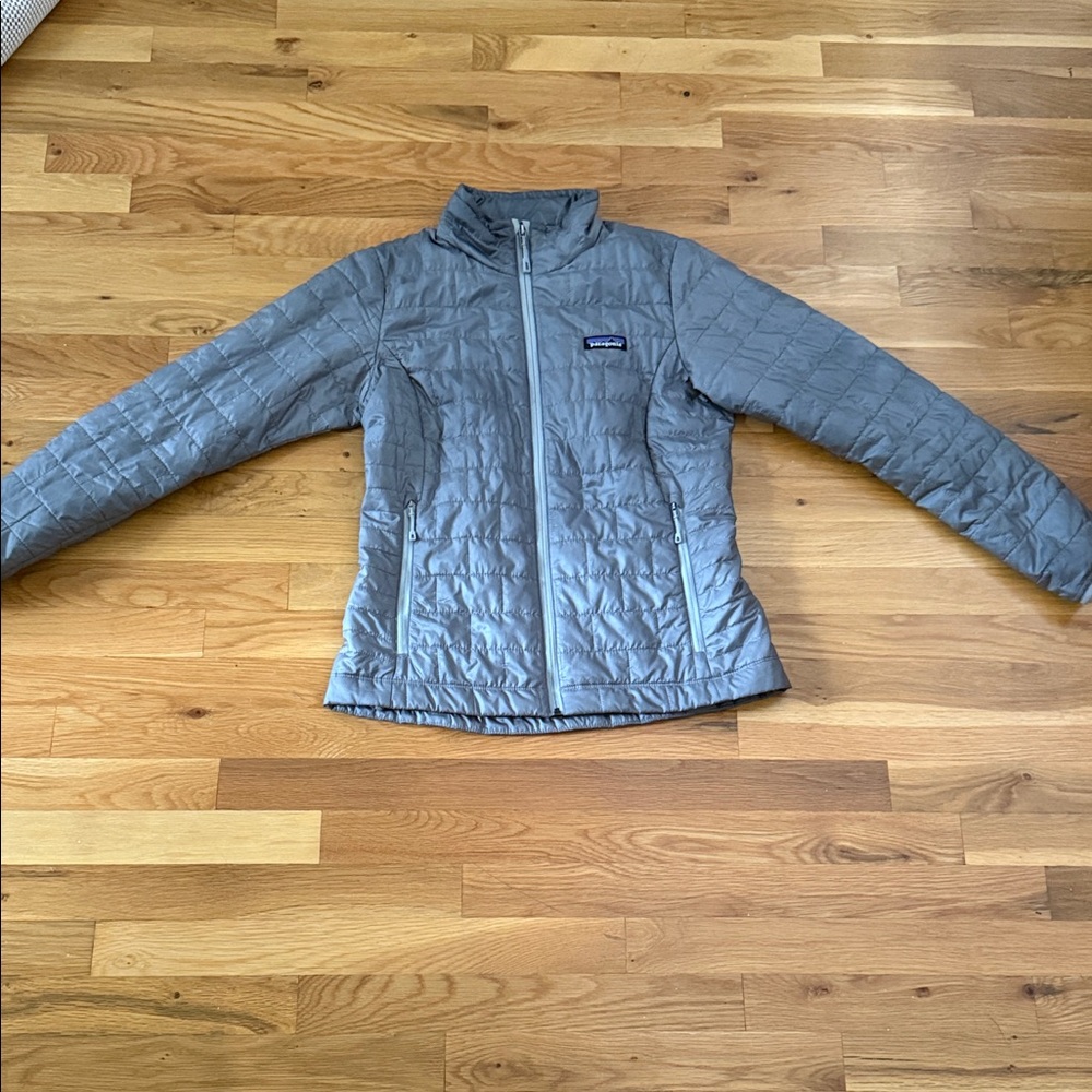 Patagonia Women's Grey Puffer Jacket